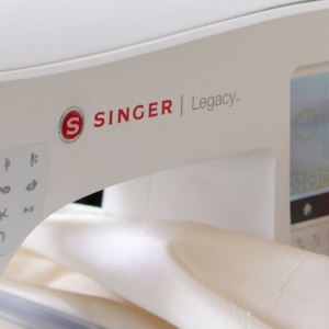 Macchine da cucire per uso domestico e professionale Singer